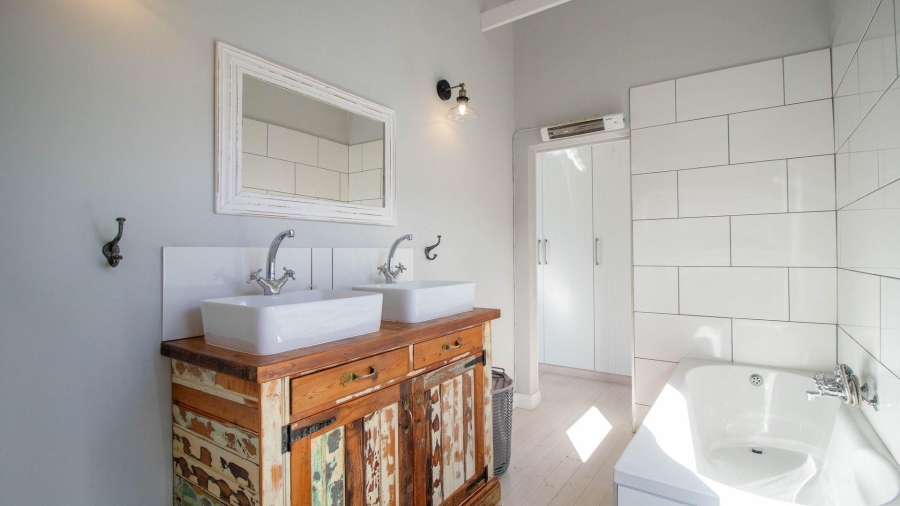 3 Bedroom Property for Sale in Dana Bay Western Cape